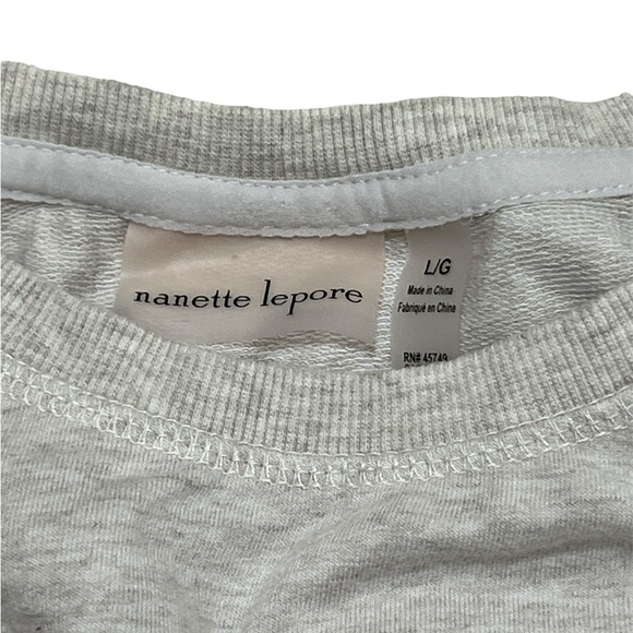 Nanette Lepore Women's Cutout Shoulder Top Size L - Picture 4 of 5